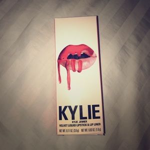 Kylie Cosmetics Party Girl Lip Kit